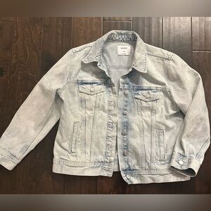Old Navy stonewashed denim Jean jacket LP petite like new